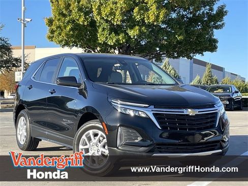 Used 2024 Chevrolet Equinox LT image 1