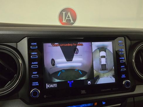 Used 2020 Toyota Tacoma TRD Pro AWD/4WD image 24