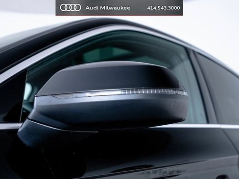Used 2023 Audi Q5 2.0T Premium w/ Convenience Package AWD/4WD image 10