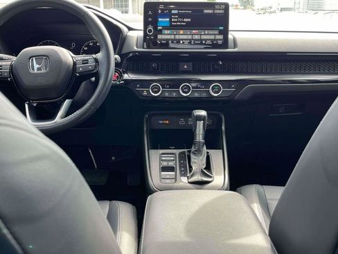 Used 2023 Honda CR-V EX-L image 3