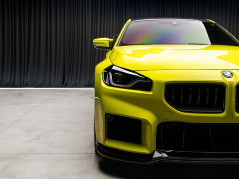 Used 2025 BMW M2 w/ Lighting Package image 18