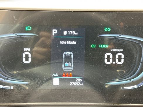 Used 2024 Kia Sportage EX image 13