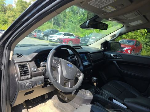 Used 2022 Ford Ranger Lariat w/ Tremor Off-Road Package AWD/4WD image 12