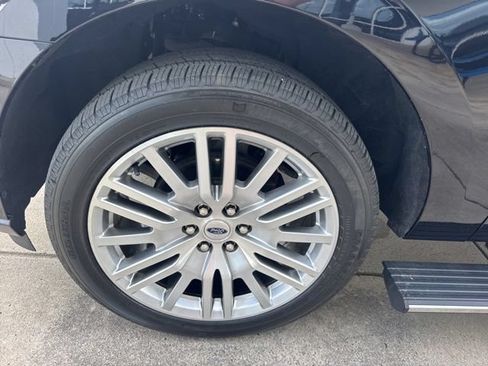 Used 2024 Ford Expedition Limited AWD/4WD image 26