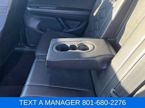 Used 2024 Volkswagen Atlas SE AWD/4WD image 28