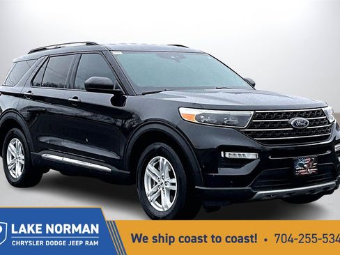 Used 2023 Ford Explorer XLT w/ Equipment Group 202A image 1
