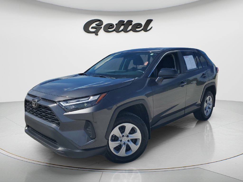 Certified 2025 Toyota RAV4 LE FWD image 1