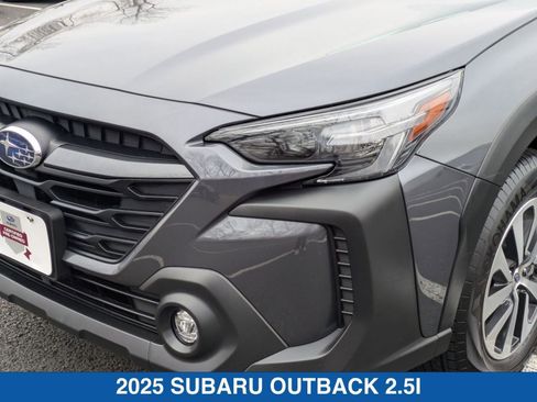 Certified 2025 Subaru Outback image 10