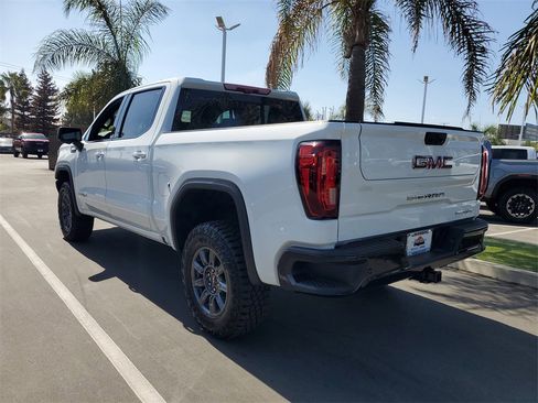 New 2026 GMC Sierra 1500 AT4X image 3
