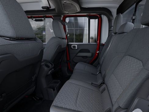 New 2025 Jeep Gladiator Mojave w/ Convenience Group image 24