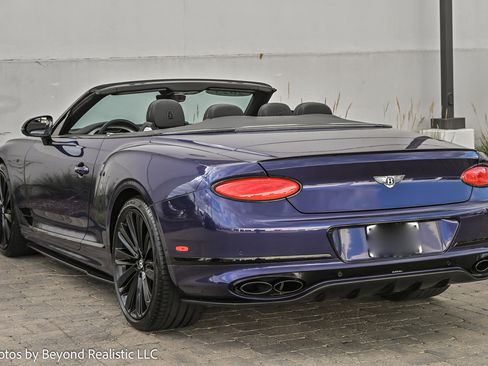 Used 2023 Bentley Continental GT V8 image 5