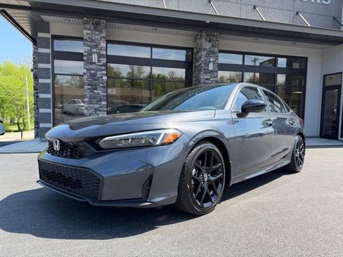 Used 2025 Honda Civic Sport image 15