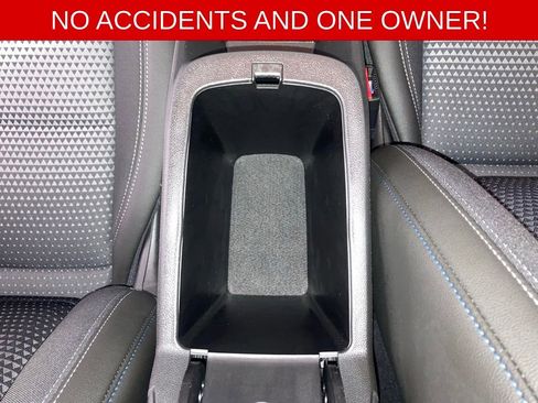 Used 2025 Chevrolet Trax LT w/ Driver Confidence Package image 12