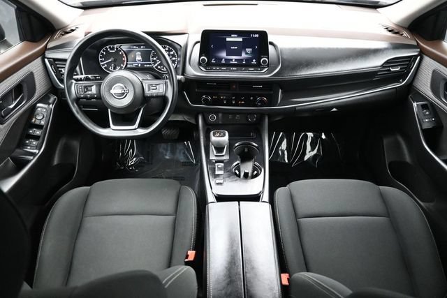 Used 2023 Nissan Rogue S FWD image 10