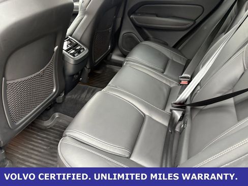 Certified 2023 Volvo XC60 B5 Ultimate image 33