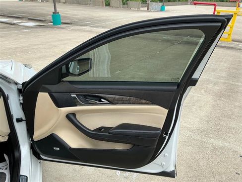 Used 2019 Cadillac CTS Luxury RWD image 32