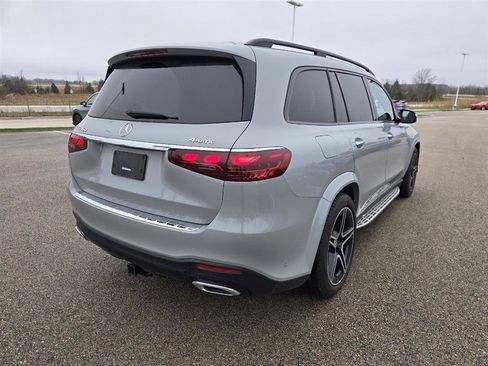 Used 2024 Mercedes-Benz GLS 450 4MATIC image 15
