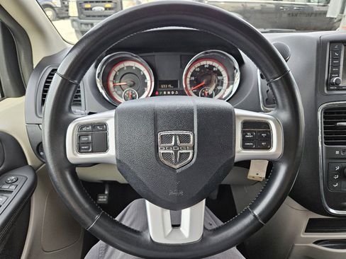 Used 2017 Dodge Grand Caravan SE w/ Power Window Group image 46