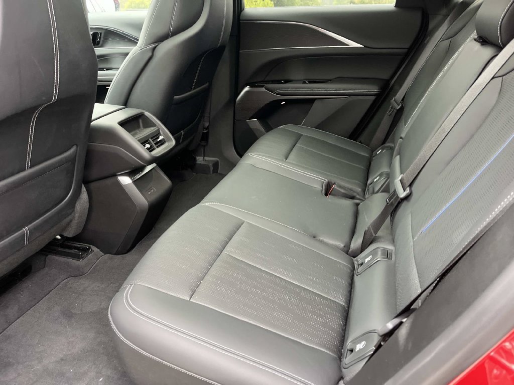 Certified 2024 Cadillac Lyriq Sport RWD image 21