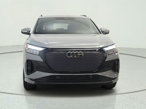 Used 2025 Audi Q4 e-tron Premium Plus RWD image 2