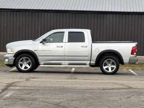 Used 2012 RAM 1500 Big Horn w/ Chrome Accents Group image 1