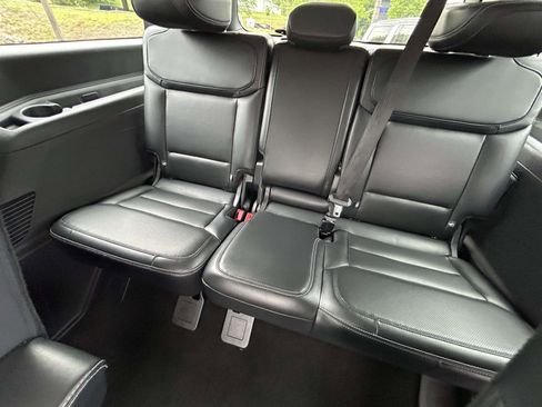 Used 2025 Ford Expedition Max Platinum AWD/4WD image 13