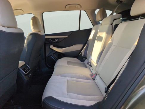 Used 2022 Subaru Outback Premium image 28