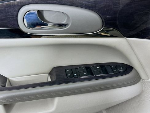 Used 2016 Buick Enclave Convenience image 15