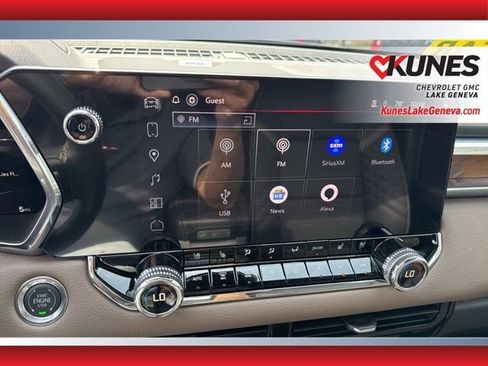 New 2025 GMC Canyon Denali image 34