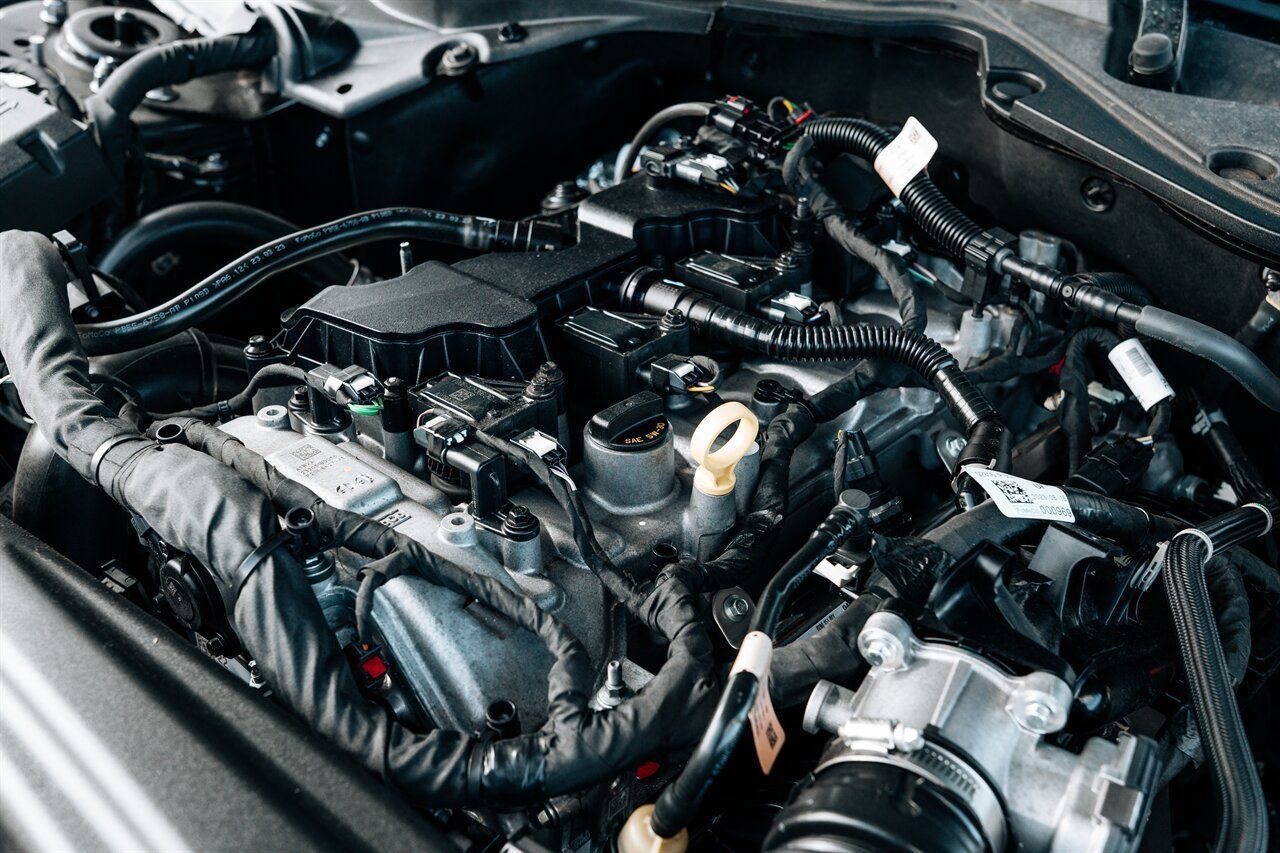 Used 2024 Ford Mustang Convertible RWD image 54