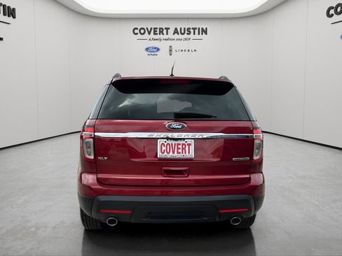 Used 2015 Ford Explorer XLT w/ Equipment Group 202B image 4