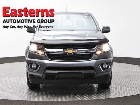 Used 2019 Chevrolet Colorado LT w/ LT Convenience Package image 2