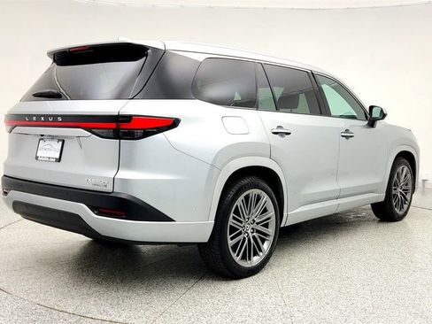 Used 2024 Lexus TX 550h AWD Plug-In Hybrid image 5