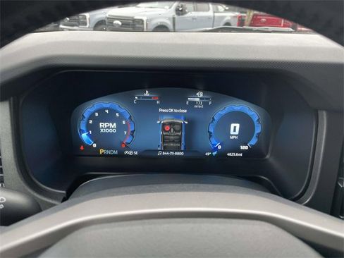 Used 2025 Ford Bronco Badlands image 16