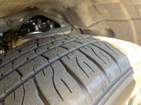 Used 2024 Lexus LX 600 4WD w/ Luxury Package image 10