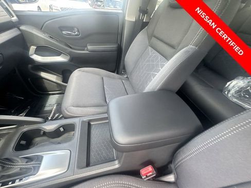 Certified 2025 Nissan Frontier SV w/ SV Convenience Package RWD image 20