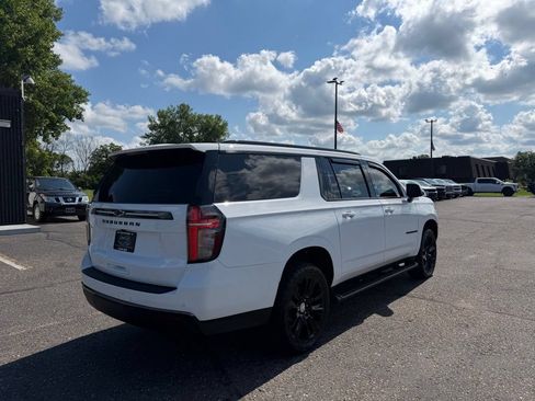 Used 2022 Chevrolet Suburban Z71 w/ Z71 Off-Road Package AWD/4WD image 5