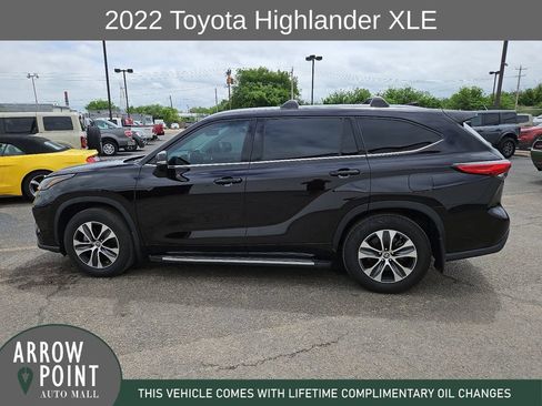 Used 2022 Toyota Highlander XLE FWD image 7