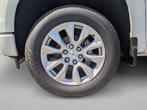 New 2025 Chevrolet Silverado 1500 Custom AWD/4WD image 10