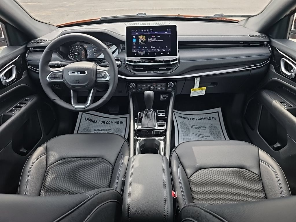 New 2026 Jeep Compass Latitude AWD/4WD image 20