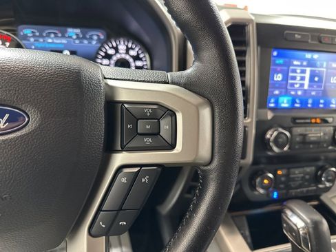 Used 2019 Ford F150 Lariat image 27