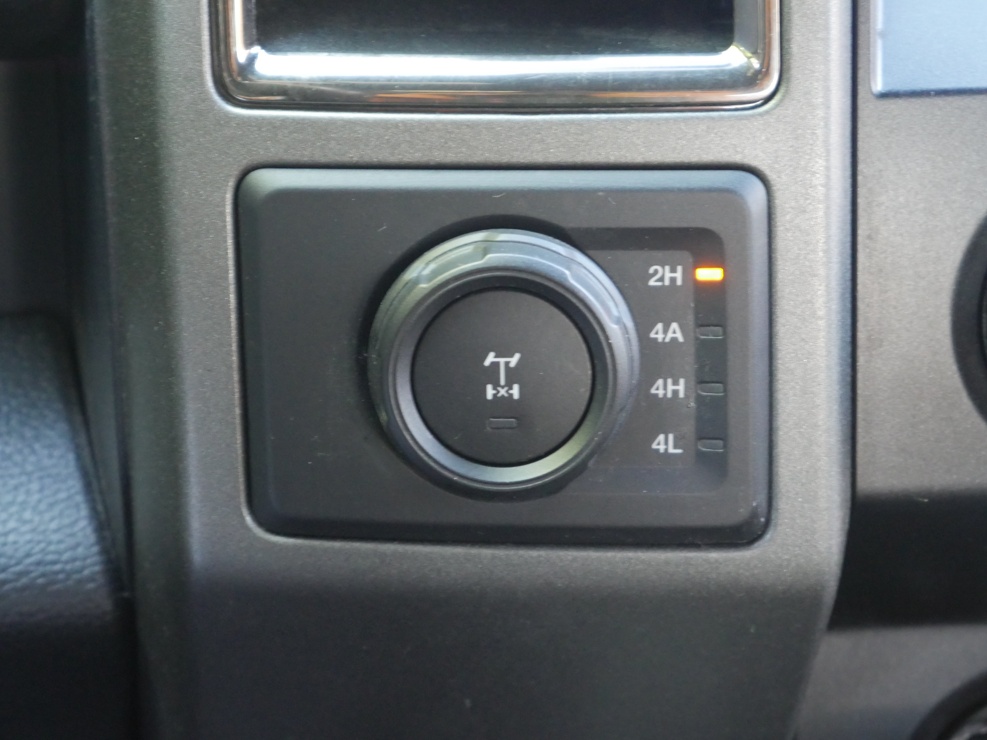 Used 2019 Ford F150 Raptor AWD/4WD image 9
