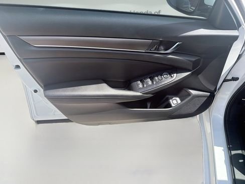 Used 2020 Honda Accord LX image 19