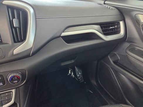 Used 2023 GMC Terrain SLE w/ Driver Convenience Package FWD image 26