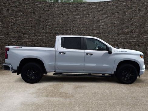 New 2026 Chevrolet Silverado 1500 Custom AWD/4WD image 3