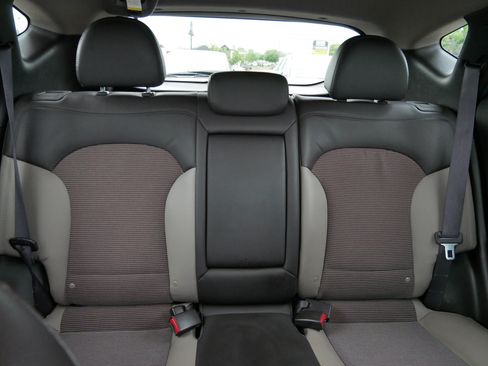 Used 2012 Hyundai Tucson GLS AWD/4WD image 13