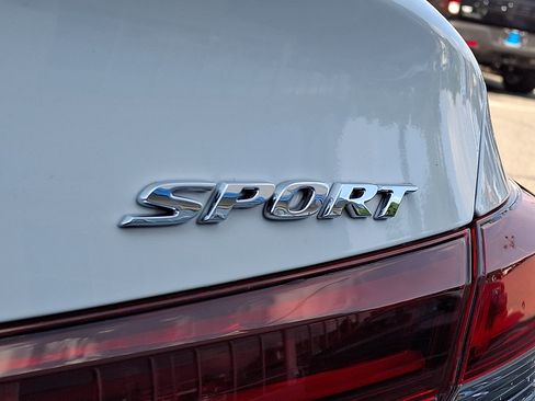 Used 2025 Honda Civic Sport image 31