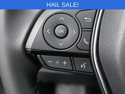 Certified 2024 Toyota Venza XLE image 17