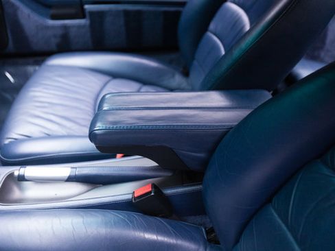 Used 1996 Porsche 911 image 41