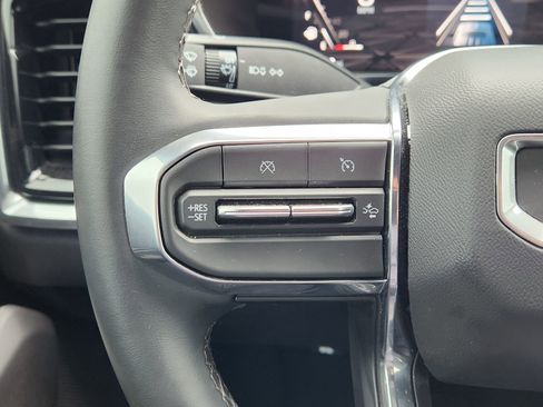 New 2025 GMC Canyon Elevation w/ Convenience Package image 32